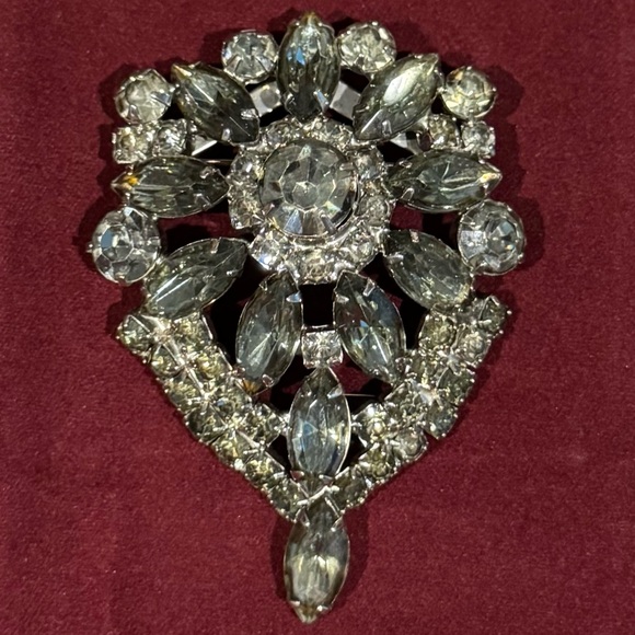 Kandell & Maecus NY Jewelry - Hard To Find - Kandell & Marcus Victorian Style Signed Brooch